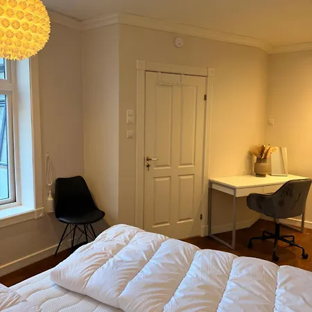 Charming 3-bedroom In Beautiful Alesund, Og Romsdal, Norway
