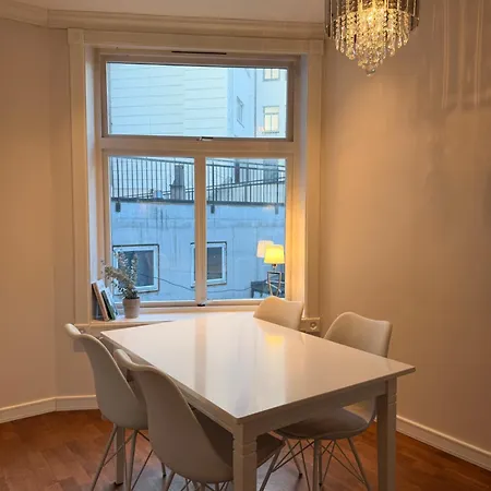Charming 3-bedroom In Beautiful Alesund, Og Romsdal, Norway Ålesund
